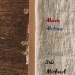 Serviettes avec broderie personnalisable